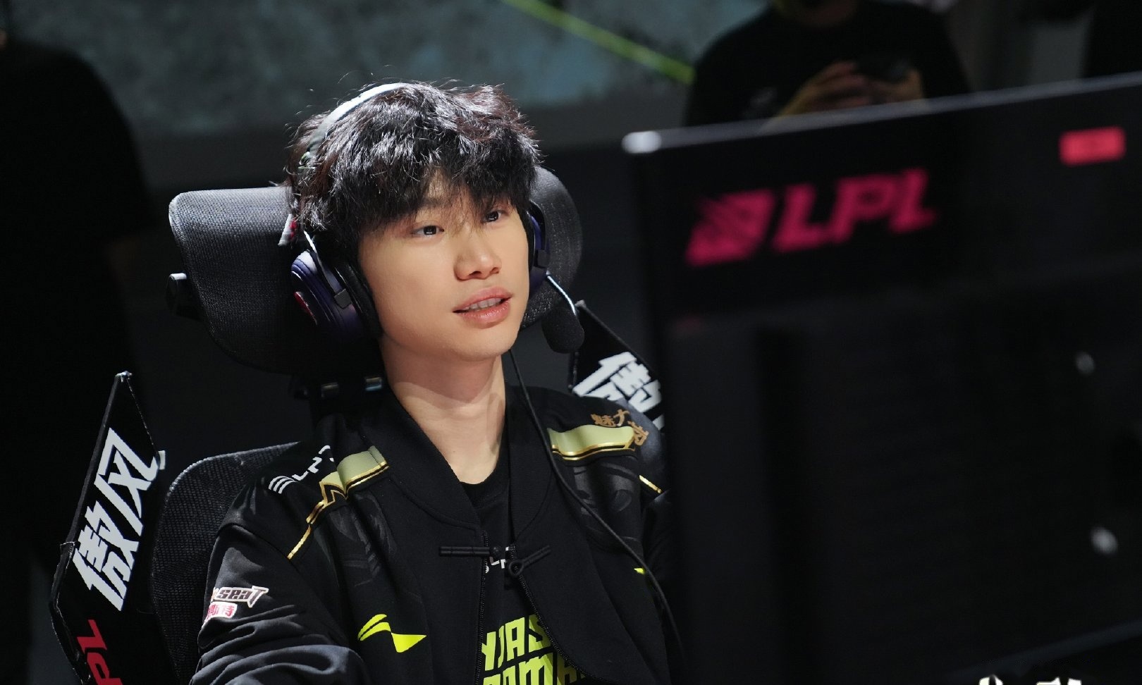 包含Doinb回归赛场,问鼎冠军首场状态亮眼,篮网观众沸腾!的词条 包含Doinb回归赛场,问鼎冠军首场状态亮眼,篮网观众沸腾!的词条