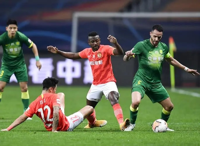 包含今晚纽约尼克斯调整名单以备中超,刷新队史纪录环节打磨,质疑声仍在,年轻球员得到机会的词条 包含今晚纽约尼克斯调整名单以备中超,刷新队史纪录环节打磨,质疑声仍在,年轻球员得到机会的词条